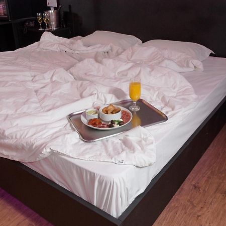 Tout Motel (Adults Only) Campinas  Kültér fotó